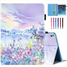 Imagem de MonsDirect Capa para iPad 9ª geração 2021 10,2 polegadas, iPad 8ª/7ª geração 2020 2019, capa com suporte de couro PU com função de despertar/hibernar e porta-caneta e compartimentos para cartão para