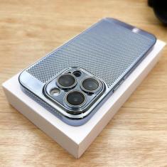 Imagem de Capa de telefone com dissipação de calor respirável revestida para iPhone 15 14 13 12 11 Pro Max 7 8 Plus XR XSMax Capa galvanizada fina e dura, azul claro, para iPhone 8