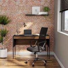 Imagem de Cadeira de Escritório Diretor Giratória Fitzgerald com Braços Preta