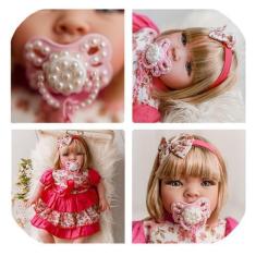 Imagem de Bebe Reborn Boneca Com Chupeta Magnética Luxo Com Pérolas Boneca Reali