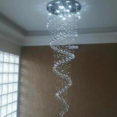 Imagem de Lustre De Cristal Espiral Com 2,80 Metros De Altura, Base De Inox Espelhado 40Cm De Diâmetro