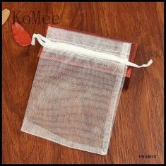 Imagem de 5 Saquinhos De Organza 30X40 Branco Fita Cetim Chinelo Tênis - Okabox