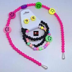 Imagem de Kit Infantil Tiara Arquinho Smile Emoji + Conjunto 3 Pulseiras E  Brin