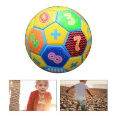 Imagem de Bola de futebol genérica pequena para criança ou menina