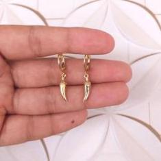 Imagem de Brinco De Argolinha Pimenta Folheado A Ouro 18k