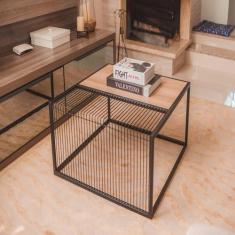 Imagem de Mesa de Centro Quadratta Ambiente Principal Escritório Preto/Amadeirado