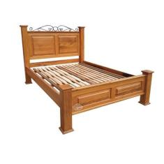 Imagem de Cama King Size em Madeira de Demolição Modelo Almofadas Sudeste Rústic