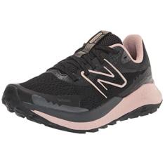Imagem de New Balance Tênis de corrida feminino DynaSoft Nitrel V5 Trail, Areia preta/rosa, 36