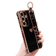 Imagem de DEFBSC Capa compatível com Samsung Galaxy S24 Plus, capa de coração de amor com borda galvanizada com alça de pulso, proteção total da câmera cantos reforçados à prova de choque, capa de TPU macia à