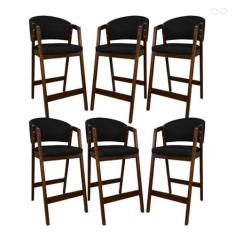 Imagem de Kit 6 Banquetas Alta para Cozinha Ravena em Madeira Maciça Pinhão Sintético Preto CCS