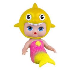 Imagem de Boneca Tubarãozinho Brincar No Banho Shark Acqua Toys - Supertoys