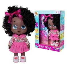 Imagem de Boneca Bee Toys Brave Girls Camille Médica Negra