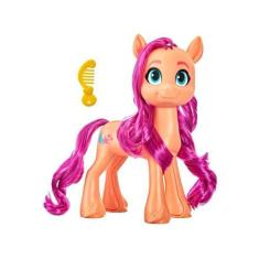 Imagem de Boneca My Little Pony Sunny Starscout Hasbro - Com Acessórios