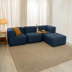 Imagem de sofá guldi popup com 2 módulos canto central e puff linho azul