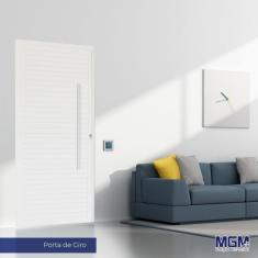 Imagem de Porta de Giro Aluminio Lambri Com Fechadura Rolete e Puxador 210x100 MGM Branco