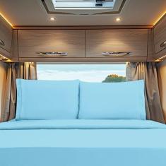 Imagem de Elegant Comfort Jogo de cama luxuoso de 4 peças - Roupa de cama luxuosa 1500 microfibra de qualidade premium de hotel, resistente a vincos, fresco e respirável, fácil de ajustar, RV Short Queen, azul