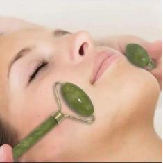 Imagem de Rolo Massageador Facial C/ Pedra Quartzo Verde Anti Olheiras - Vision