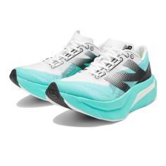 Imagem de New Balance FuelCell SuperComp Elite V4 Tênis de corrida feminino, Cyber Jade/Branco/Preto, 36