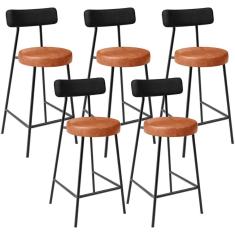 Imagem de Kit 05 Banquetas Baixa Cozinha Sala Jantar Bancada Milão L02 Couríssimo Preto Camel - Lyam Decor
