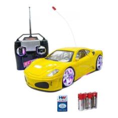 Imagem de Carrinho De Controle Remoto Amarelo Com Luzes