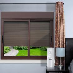 Imagem de Janela Elite 2 Folhas Moveis com Persiana Integrada Correr com Motor e Controle Remoto 100 X 120 Vidro Liso Corten