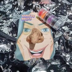 Imagem de Kit Bruxa Fantasia Halloween Adulto: Capa + Chapéu + Nariz com Opção Brilha no Escuro + 6 Potinhos Glitter