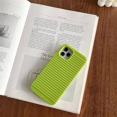 Imagem de Capa respirável Candy Color para iPhone 14 13 12 11 Pro Max 7 8 Plus X XR XS Max à prova de choque Stripe Capa de dissipação de calor, verde, para iPhone 8