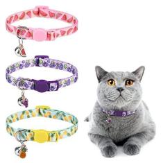 Imagem de DILLYBUD Pacote com 3 coleiras separadas para gatos com sino - Colar de gato de primavera com pingente de margarida para meninas e gatos com fivela de segurança - Coleira de gatinho ajustável 20 a 30 cm para filhotes pequenos animais de estimação