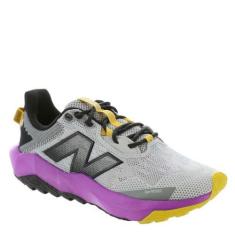 Imagem de New Balance Tênis de corrida feminino Dynasoft Nitrel V6 Trail, Cinza, 6.5