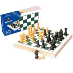 Imagem de Jogo Xadrez Escolar Tabuleiro Estojo Em Madeira Peças Plásticas