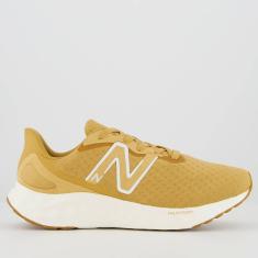 Imagem de Tênis New Balance Fresh Foam Arishiv4 Feminino Marrom e Branco-Feminino