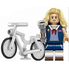 Imagem de Boneco Blocos De Montar Robin Stranger Things Bicicleta - Mega Block T