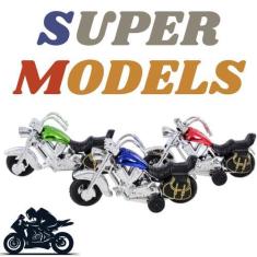 Imagem de Kit Completo 3 Motos De Brinquedo Para Meninos Bom Para Se Ter Em Casa