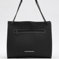 Imagem de Bolsa Olga Preta Alça Corrente Petite JoliePJ10072 Lançameto