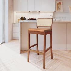 Imagem de Banqueta com Encosto e Apoio para Pés Tiê Cabecasa Madeiramadeira Amêndoa/Caramelo