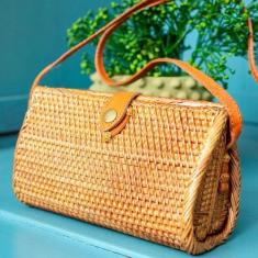 Imagem de Bolsa De Palha Rattan Com Alça De Couro Importada De Bali - Balisun