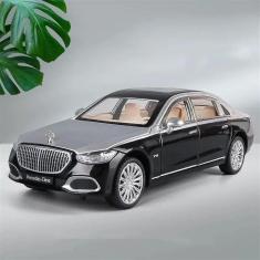 Imagem de Carro de brinquedo colecionável Mercedes-Benz Maybach S680 em escala 1:24