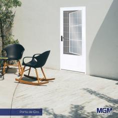 Imagem de Porta De A o Postigo 215x85cm Com Grade Quadrada Minas Sul Mg
