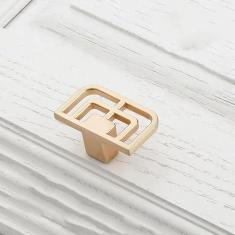 Imagem de Lidar com latão maciço preto ouro alças vintage 96 mm maçanetas antigas de armário para puxadores de gaveta de móveis, furo único dourado