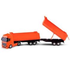 Caminhão Brinquedo Iveco Com Carroceria Tanque Usual Brinque - Bom Preço  Magazine