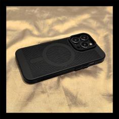 Imagem de Capa de telefone com resfriamento respirável e dissipação de calor para iPhone 14 13 12 11 Pro Max 14 Plus 14Pro Max Capa magnética de carregamento sem fio, PC8001T9, para iPhone 12Pro Max
