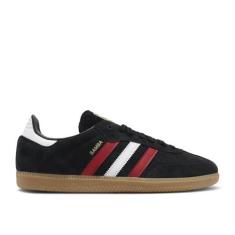 Imagem de adidas Originals Tênis de futebol masculino Samba, Core Black/Better Scarlet/Gum, 36