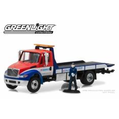 Imagem de Miniatura Caminhão De Reboque E Boneco 1/64 Greenlight