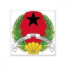 Imagem de Decalque brilhante de ejo de cerâmica com emblema nacional Guiné Bissau
