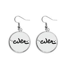 Imagem de Brinco de prata com citação divertida e escrita à mão para mulheres