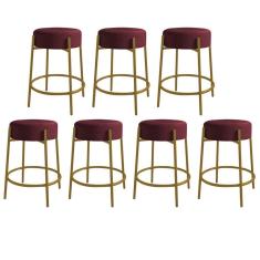 Imagem de Kit 07 Banquetas Alta Sintra 65cm Redonda Ferro Dourado Suede Bordô - Ahazzo Móveis