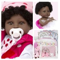 Imagem de Boneca Bebe Reborn Girafinha Pretinha Fofa Cabelo Cacheado - Cegonha R