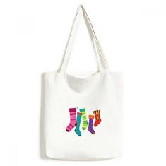 Imagem de Sacola de lona com ilustração de meias coloridas Merry Christmas bolsa de compras casual bolsa de mão