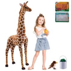 Imagem de Bicho de pelúcia OHKIDS Giraffe 120 cm com pássaros, folhas e cesta