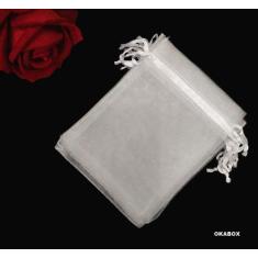 Imagem de 50 Saquinhos De Organza 30x40 Branco Fita Cetim Chinelo Tênis - OKABOX